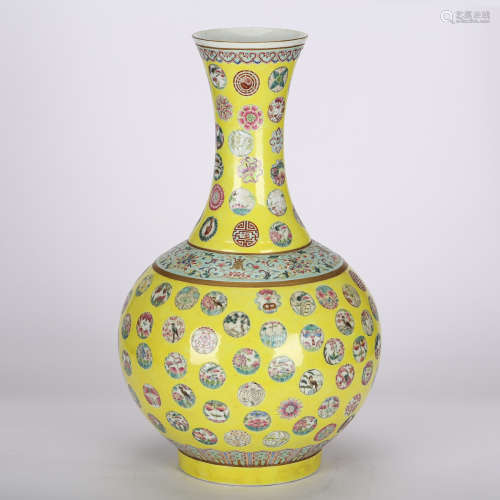 CHINESE YELLOW GROUND FAMILLE ROSE PORCELAIN VASE