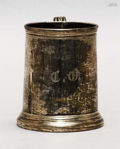 GEORGE I STERLING SILVER MUG Maker's mark rubbed; possibly a crowned 