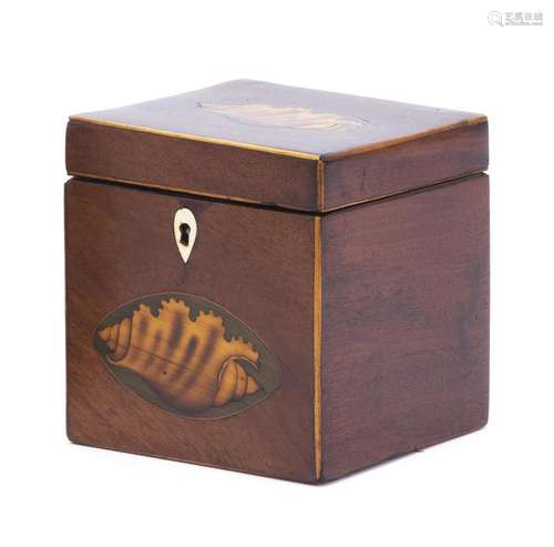 INLAID TEA CADDY In mahogany veneer. Top and front with oval conch shell inlay. Height 4.75