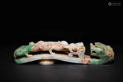 17-19TH CENTURY, A HOOK DESIGN OLD JADEITE ORNAMENT, QING DYNASTY