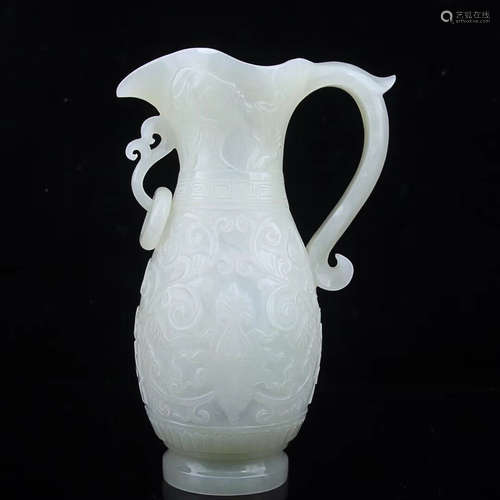 A TAI WAN HETIAN JADE VASE