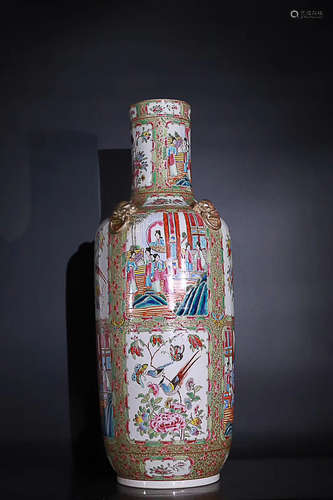 A LATE QING DYNASTY CANTON ENAMEL VASE