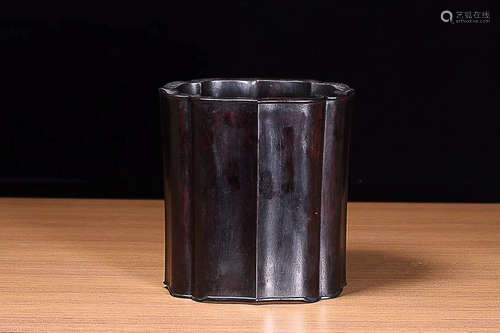 AN OLE ROSEWOOD BRUSH POT