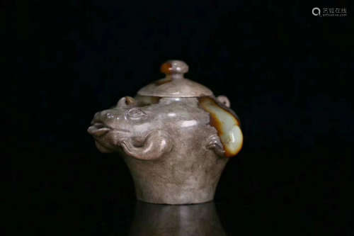 3TH CENTURY, A TOAD DESIGN OLD JADE BOTTLE, HAN DYNASTY