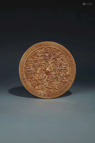 17-19TH CENTURY, A GILT BRONZE DRAGON PATTERN MIRROR, QING DYNASTY