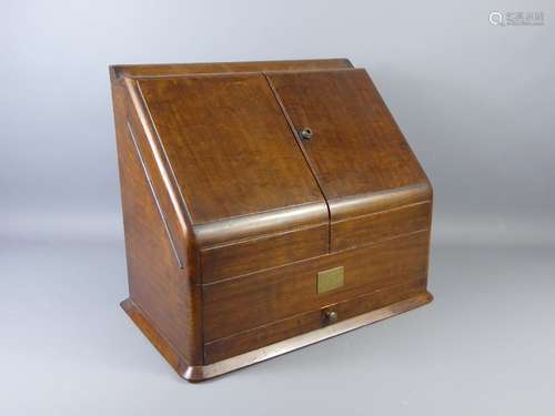 A Houghton of London Oak Stationary Box