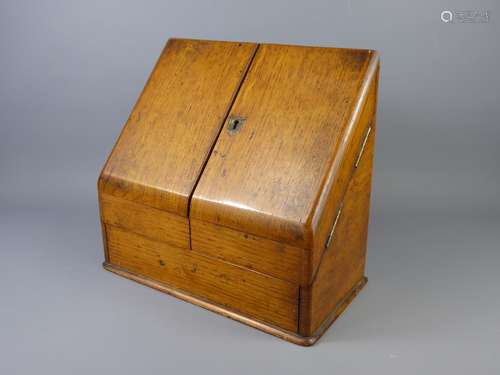 An Oak Writing Box