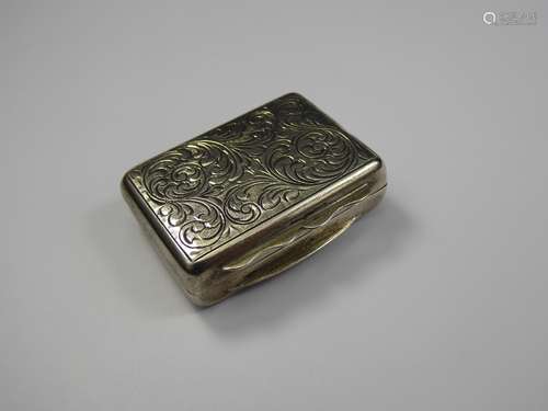 An Edwardian Silver Snuff Box