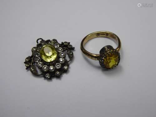 A 9ct Yellow Gold Yellow Stone Ring