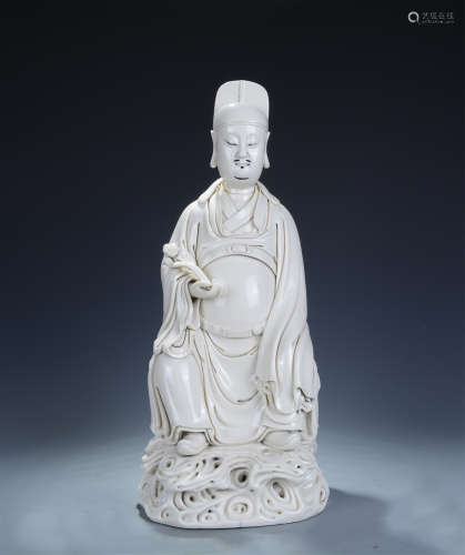 CHINESE PORCELAIN CHINE DE BLANC DEHUA SEATED OFFICIAL MING DYNASTY