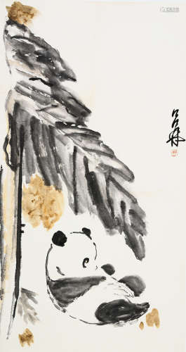 吕林 熊猫 立轴 设色纸本
