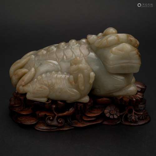 CHINESE JADE QILIN SCULPTURE ON STAND