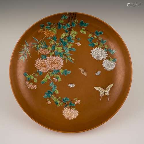 YONGZHENG BUTTERFLY & CHRYSHANTEMUMN RED PLATE