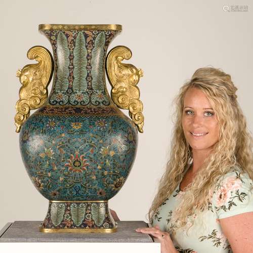 LARGE QING GILT BROZE CLOISONNE VASE