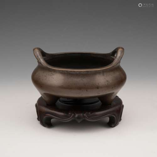 MING XUANDE BRONZE CENSER  ON STAND