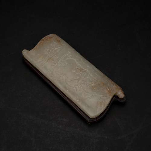 SCHOLAR SCROLL CARVED JADE ARM REST ON STAND