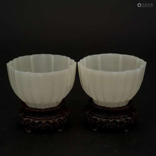 PAIR CELADON JADE FLORI FORM MARRIAGE BOWL