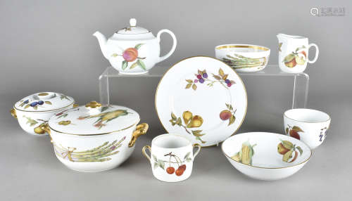 A quantity of Royal Worcester Evesham china, including tureens and covers, casserole dishes and