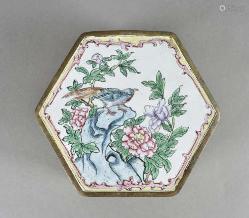 A Chinese enamel hexagonal box with hinged lid, with painted scenes of exotic birds and flowers 14