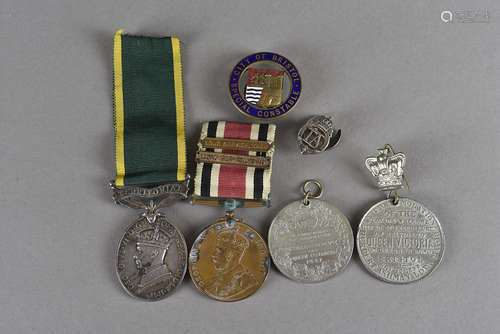 An Efficiency medal, having Terriorial clasp, awarded to 2579530 SIGMN.R.C.SOUTHERN.R.SIGS, together