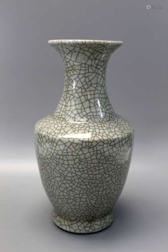 Chinese crackle glaze porcelain vase.
