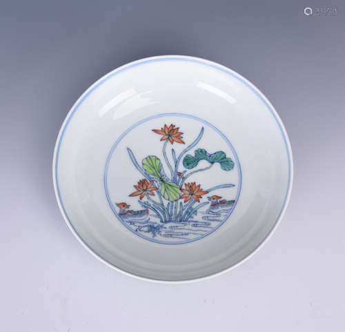 Chinese Doucai porcelain plate, Yongzheng mark.