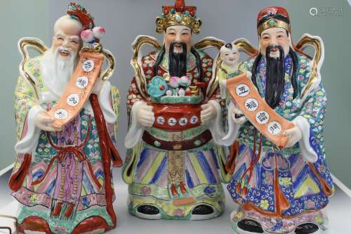 Chinese famille rose porcelain Statues of 