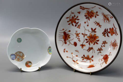 2 Japanese porcelain dishes