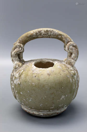 Antique Vietnamese celadon glaze pottery lime pot, possibly 15th Century.