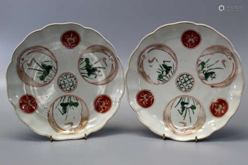 A pair of antique Japanese porcelain dishes.