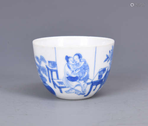 Chinese blue and white porcelain cup, Ming mark.