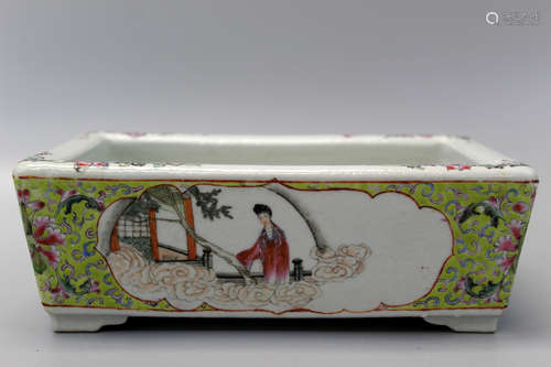 Chinese famille rose porcelain bulb dish.