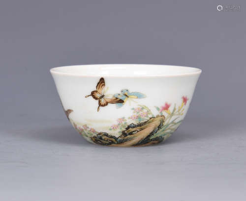 Chinese famille rose porcelain cup, Yongzheng mark.