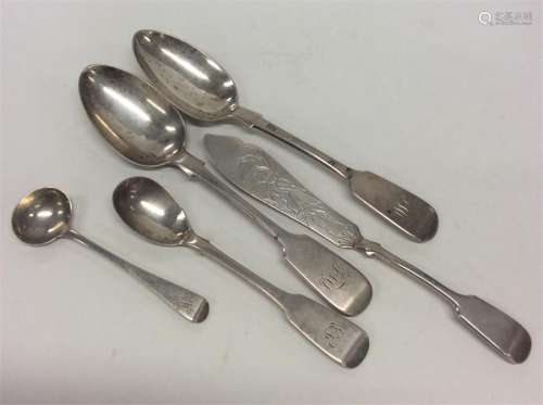 A pair of fiddle pattern dessert spoons, mustard s