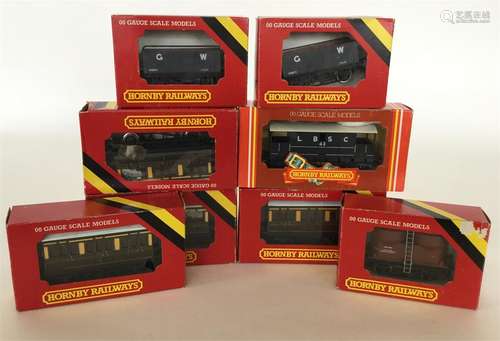 Eight boxed Hornby Railways '00' gauge scale model