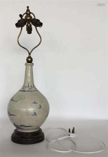 A Chinese porcelain blue and white oviform vase pa