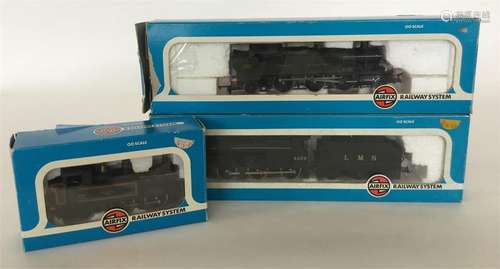 Three boxed Airfix Railway System '00' Scale model