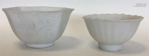 A Chinese porcelain white glazed octagonal Hatcher