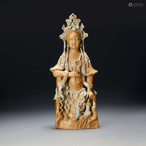 CHINESE HUTIAN WARE PORCELAIN GUANYIN FIGURE