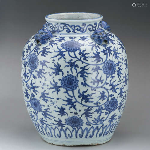 CHINESE BLUE AND WHITE FOLIAGE PORCELAIN JAR