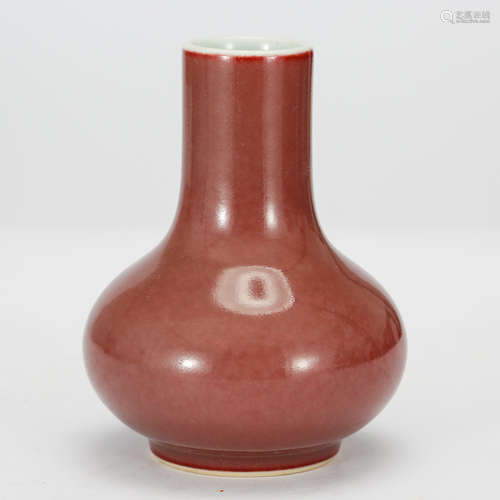 CHINESE OXBLOOD GLAZED PORCELAIN VASE