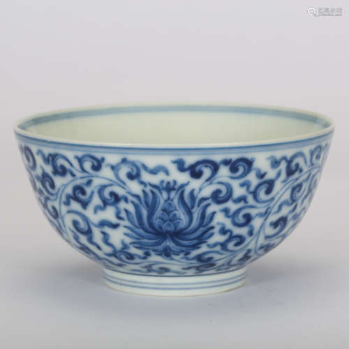 CHINESE BLUE AND WHITE PORCELAIN BOWL