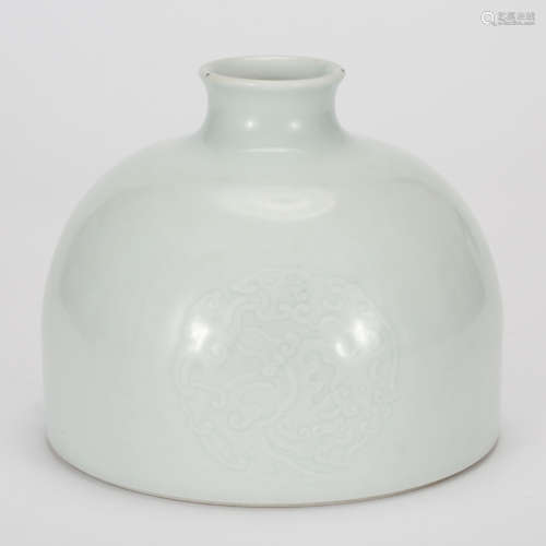 CHINESE WHITE GLAZED PORCELAIN WATER COUPE