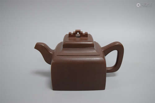 CHINESE YIXING ZISHA CLAY SQUARE TEA POT