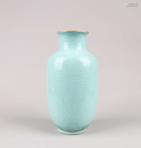 CHINESE PORCELAIN TUROQUOISE GLAZE FLOWER VASE