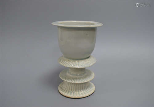 CHINESE PORCELAIN WHITE GLAZE STEM CENSER SONG DYNASTY