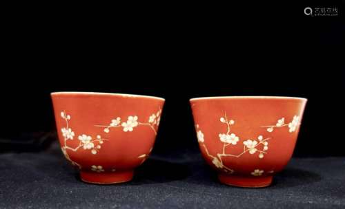 A PAIR OF CORAL-RED BOWLS, QIANLONG MARK