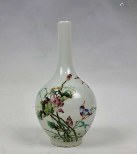 A FAMILLE ROSE BOTTLE VASE, QIANLONG MARK