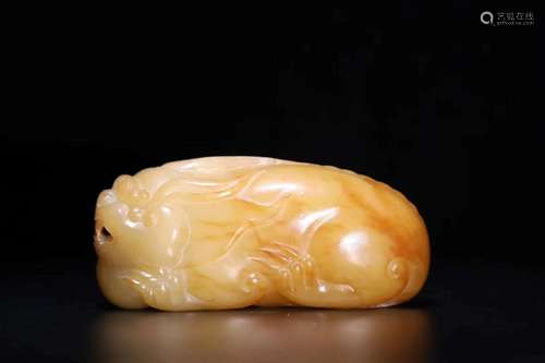 A HETIAN JADE ORNAMENT