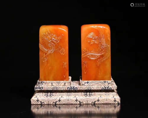 PAIR OF TIANHUANG SOAPSTONE SEALS